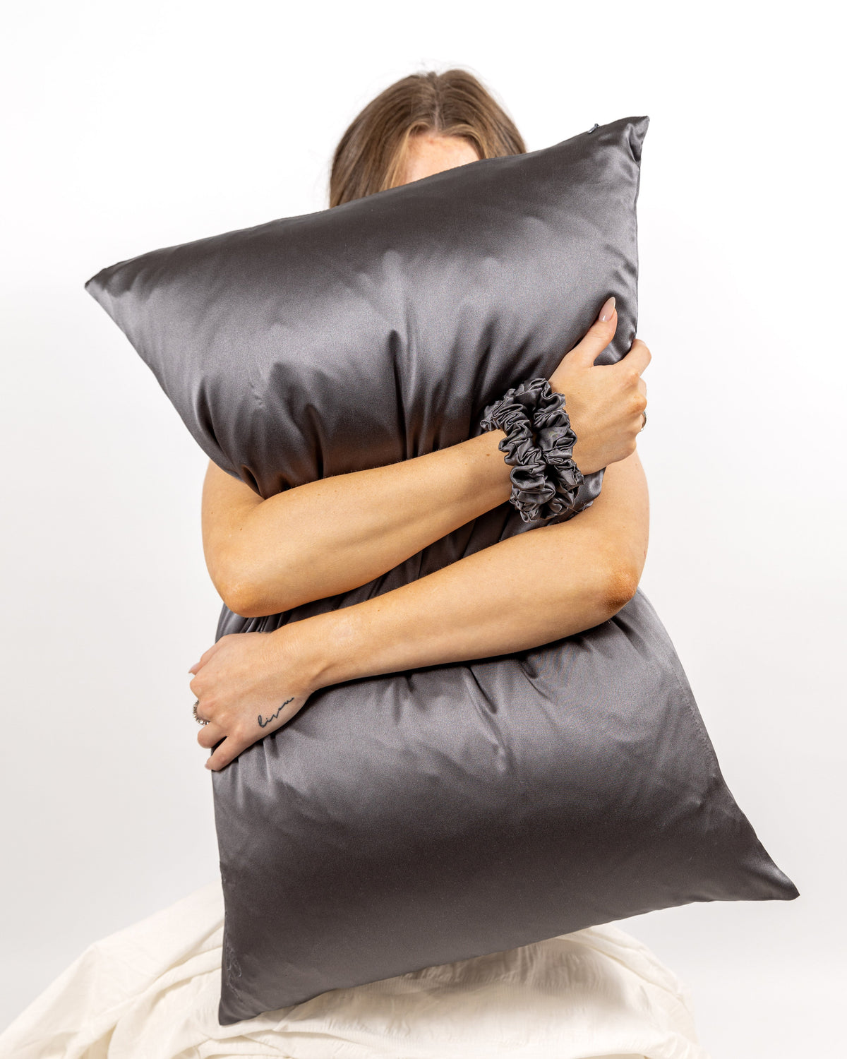 Scrunchy 100% Mulberry Silk - Charcoal